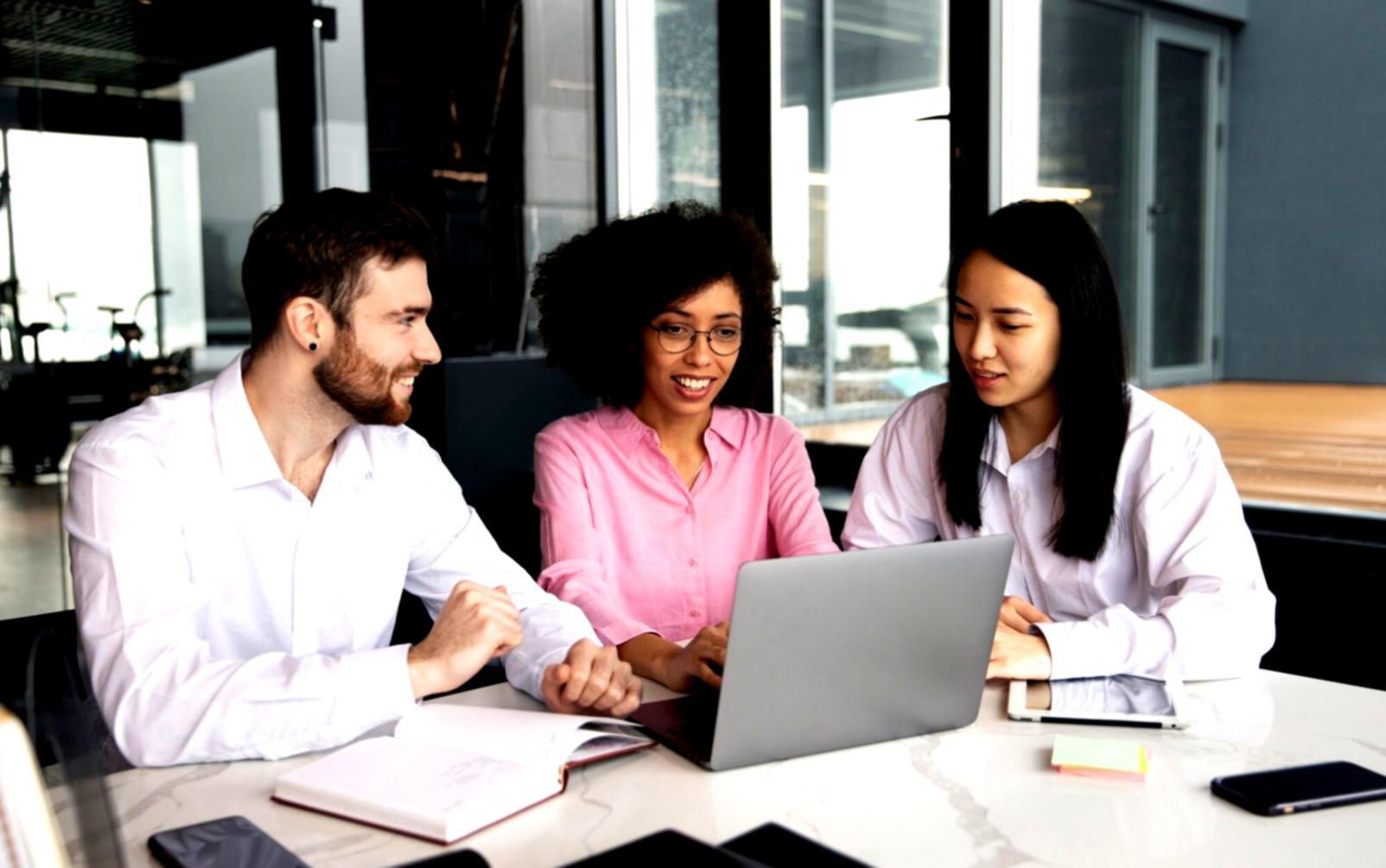 Proses interpretasi data keuangan di Quantalon Core